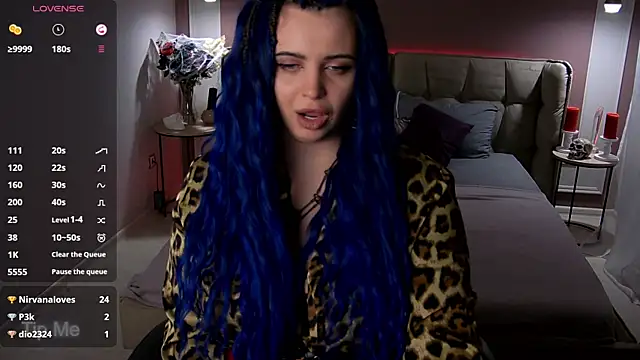  Miss_Maya_Mils chat room