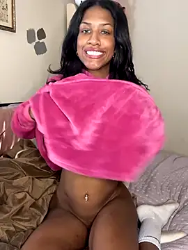 Webcam Model (laineylex)  is live.Free join now!