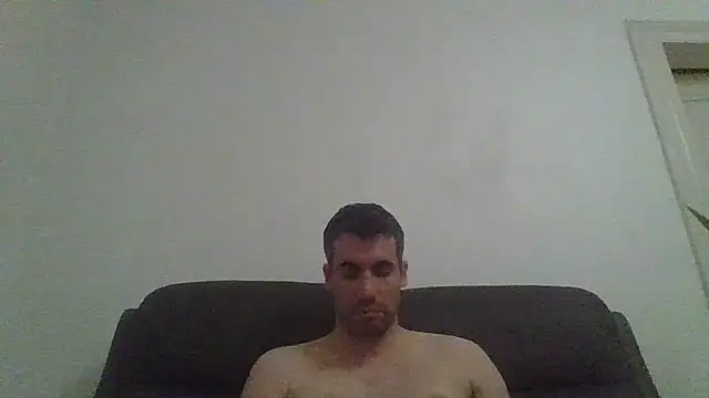 julioishere4you (Ask my age) - je me branle  pour vous