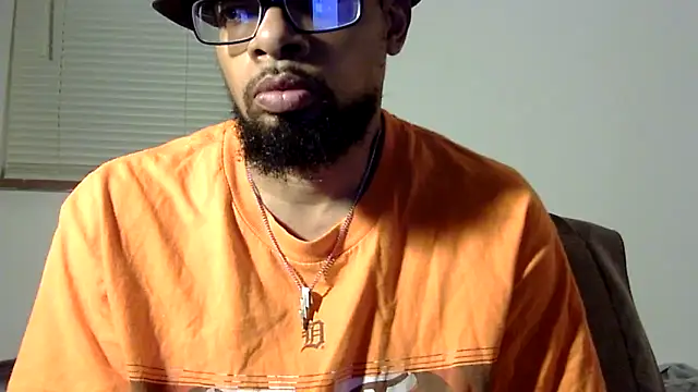 whiskeywood_duhgod (Ask my age) - Sloppy Stroking Goal  Cum Show or PVT