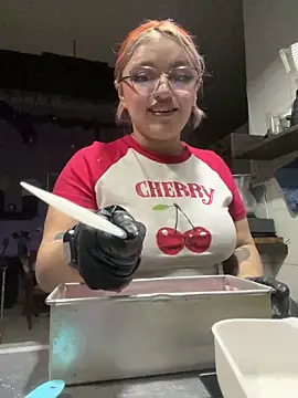  Sophia_Weest99 chat room