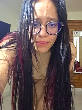 Karenfunny's Stripchat show and profile