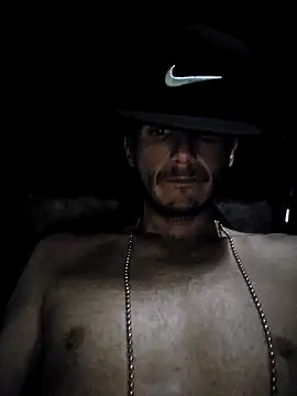 romance32 (Ask my age) - Roughing up the old suspect