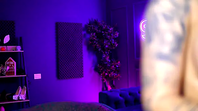  YuliaDesirevska chat room