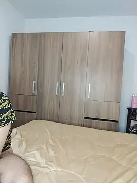 Live sex cam of Isaandysex2428