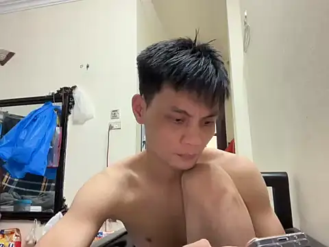 cloud-smoke_hf Live Webcam on Stripchat