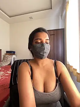 Webcam Model (miss_lina)  is live.Free join now!