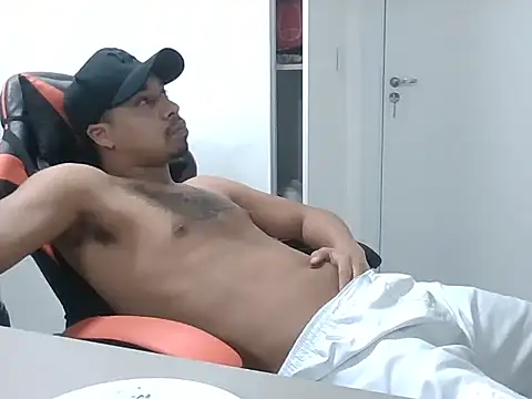 juninholekejr (M young) - GOZADA FARTA