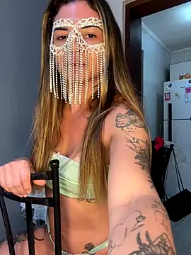 Bubuzinha10 Live Webcam on Stripchat