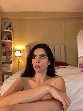 mavi_coless (F young) - naked show hot