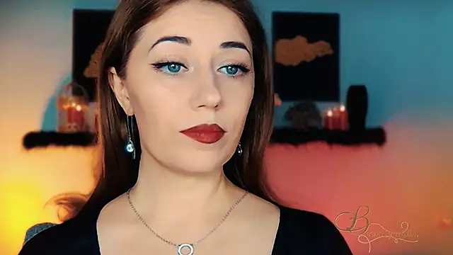 missbeverlymills - MissBeverlyMills's free webcam - UK Sex Cams