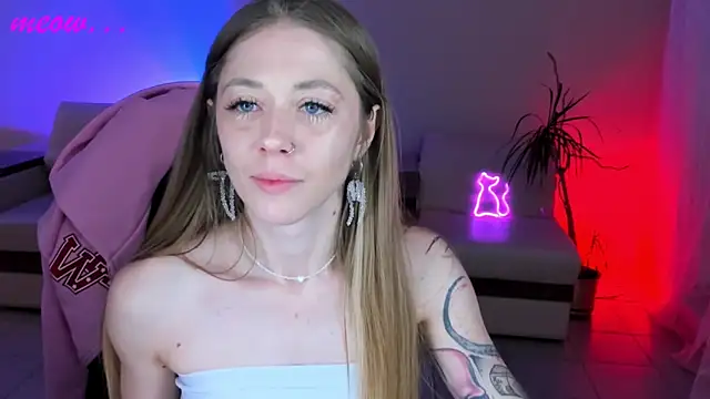 SweetMeeow webcam stripchat model stream image