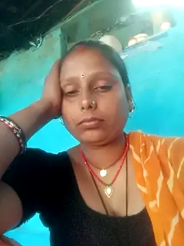 MiniBeast_2 webcam stripchat model stream image