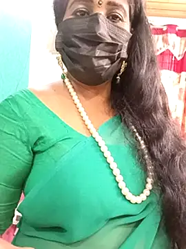 Webcam Model (tamil-aunt)  is live.Free join now!