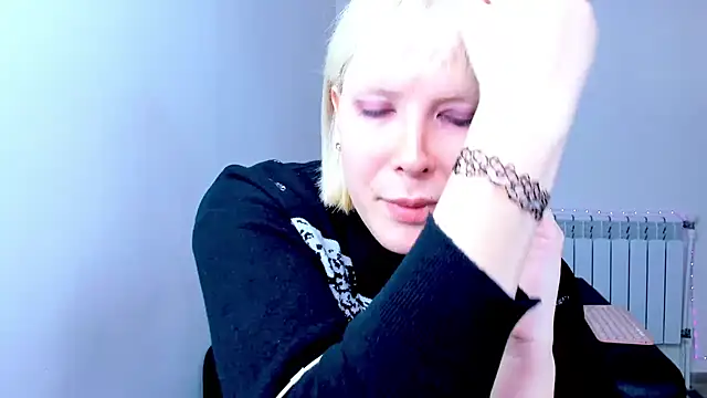 tenebris Live Webcam on Stripchat