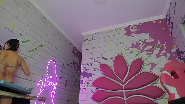 ValerySkinnyy from StripChat is Freechat