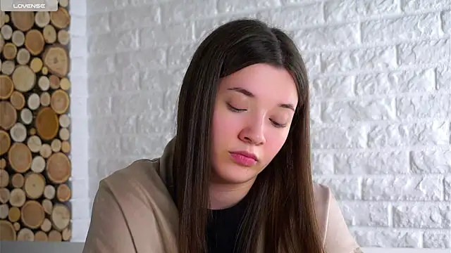 lowoncoming (F young) - temptation by shapes of queen body