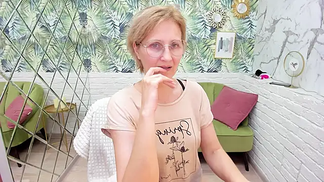  Paris_Cherry chat room