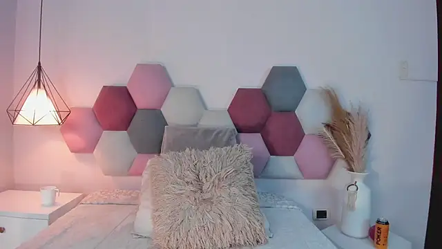 laragoldd - LaraGoldd's free webcam - UK Sex Cams