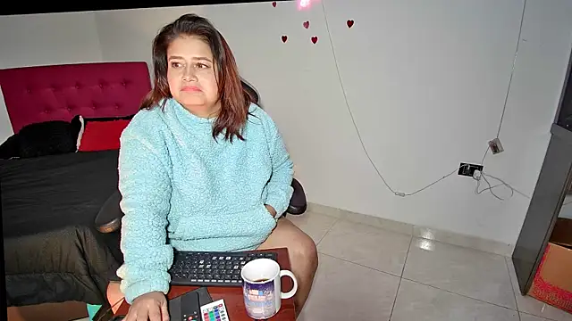 Lizz_Milf webcam stripchat model stream image