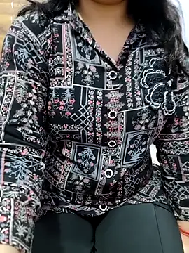 Webcam Model (roshni_agrawal0)  is live.Free join now!