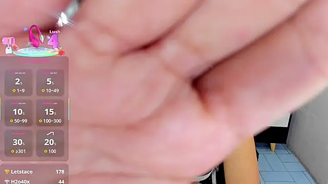 lissandra_18 (F teen) - Dance sexy