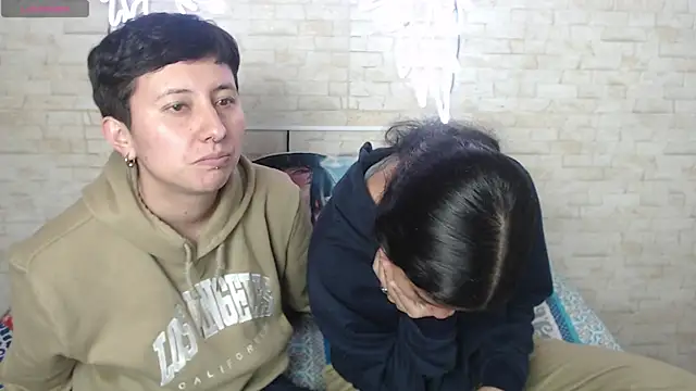 gaby_and_mei (Ask my age) - FLASH BOOBS