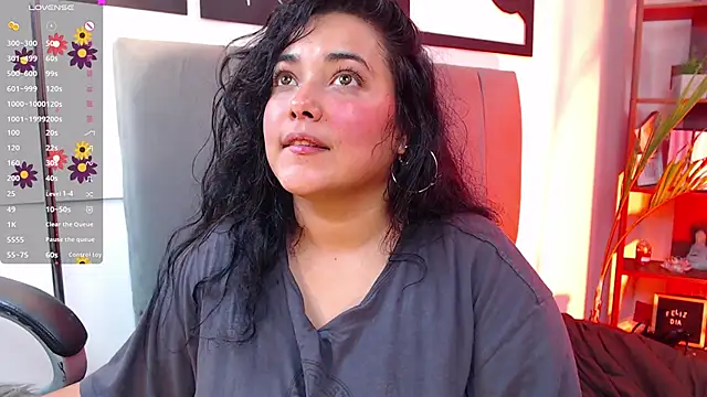 victoriamontero30000 (F young) - FUCK MY PUSSY WITH DILDO 25CM🥵🥵