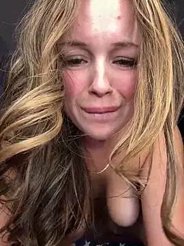 biancasuger (F young) - 💦😩Big Oiled Ass + Squirt 💦😩 44tk