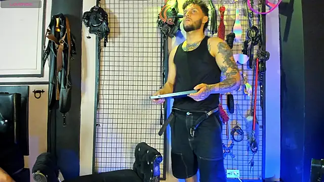 Preview of twisted_fantasy