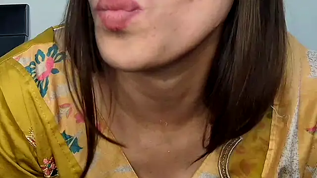 naina_for_you - Naina_For_You's free webcam - UK Sex Cams