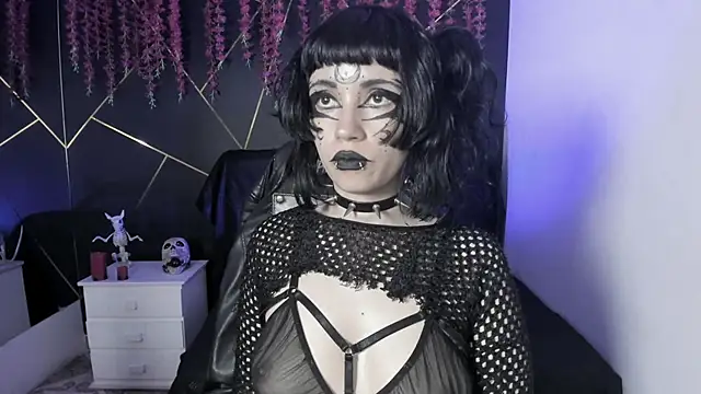 yueeclipsa (F young) - get naked