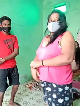 LoveOnStream from StripChat is Freechat