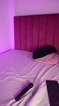  RominaaReyes chat room