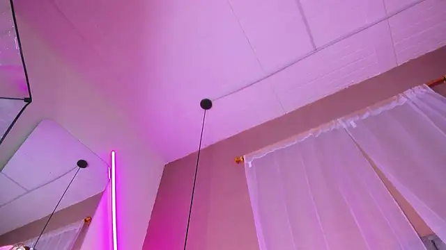  Brenda_lot chat room