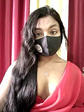 Webcam Model (RedRose-1)  is live.Free join now!