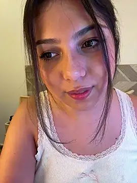 Webcam Model (Maii_chan)  is live.Free join now!