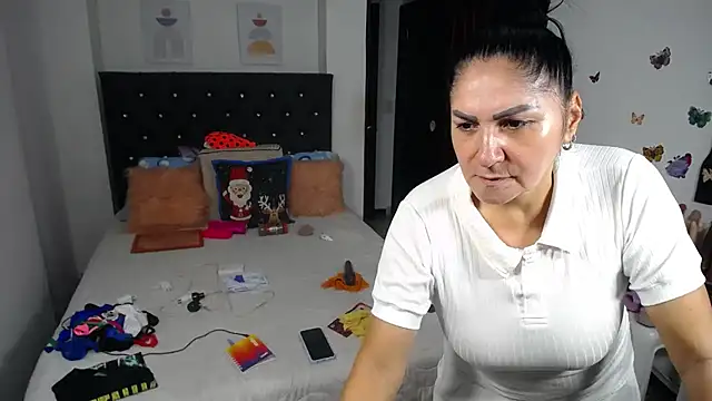 Preview of mature_bigboobs10