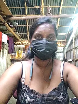 Webcam Model (Tamildivya18)  is live.Free join now!