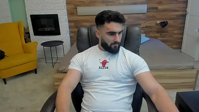 MicahLane from StripChat is Freechat