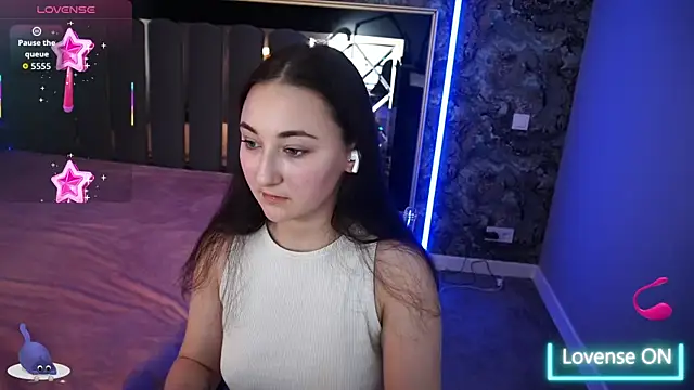  SashaDuvalle chat room