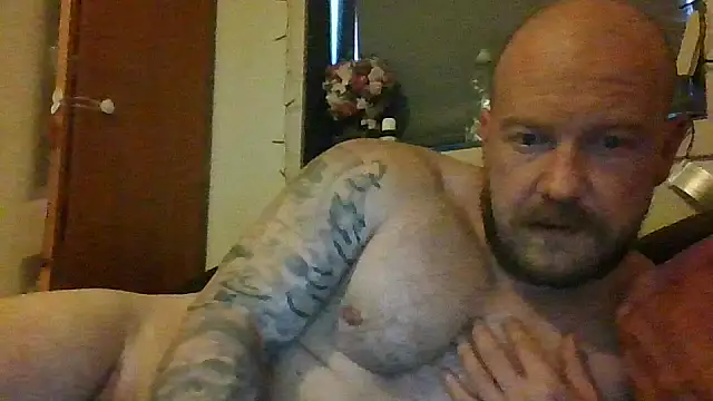 real_viking (Ask my age) - make me cum