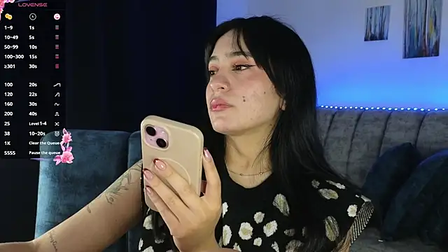 ZaraDames_ webcam stripchat model stream image