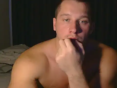 lionedwin (M young) - bed cum show in private