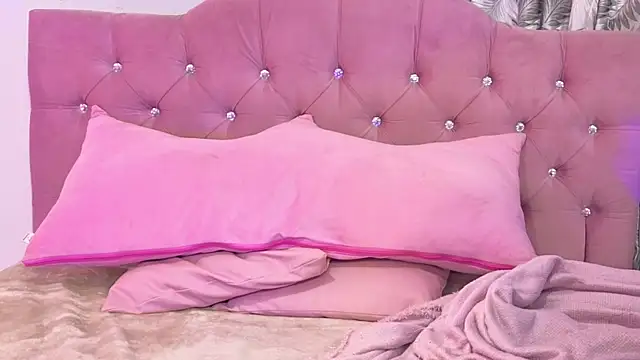 saaya_tay webcam stripchat model stream image