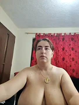 Webcam Model (rosahills)  is live.Free join now!