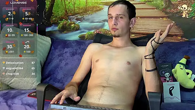 axelmassimo (M twink) - Jerk of until i'm hard