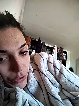 Webcam Model (Medusaaaaaaaa)  is live.Free join now!