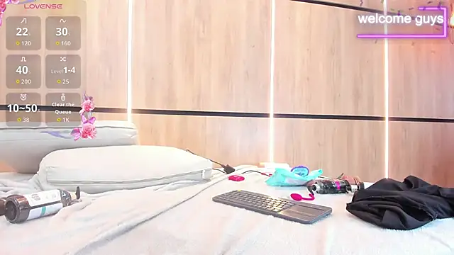 adela_chase (F milf) - great dildo