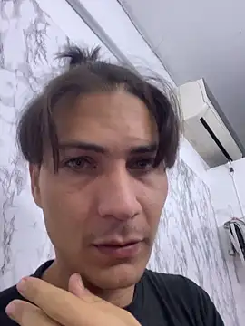 StevenHumps live cam screenshot males from Venezuela on Wobip – Live Webcams, Clips & GIFs